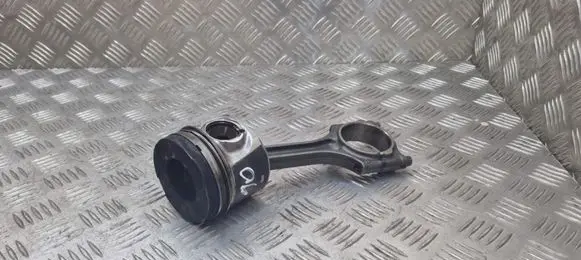 Volvo XC60 Piston with connecting rod 
