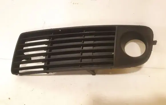 Audi A6 S6 C5 4B Front bumper lower grill 4B0807681J