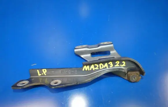 Mazda 3 II Engine bonnet/hood hinges