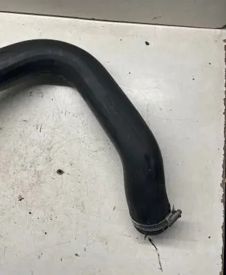 Renault Trafic II (X83) Engine coolant pipe/hose
