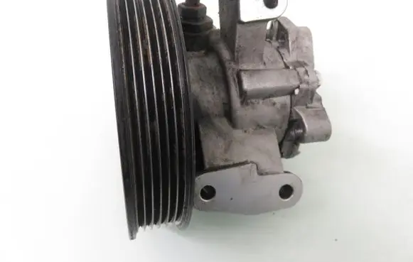 Mercedes-Benz Vito Viano W638 Power steering pump 