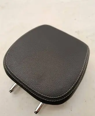 Mercedes-Benz C W205 Rear seat headrest 