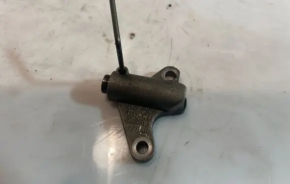 Audi A4 S4 B7 8E 8H Timing belt/chain tensioner 079109467AE