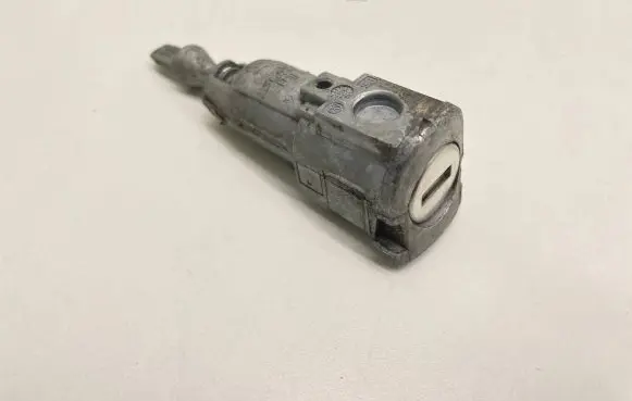 Loading door lock