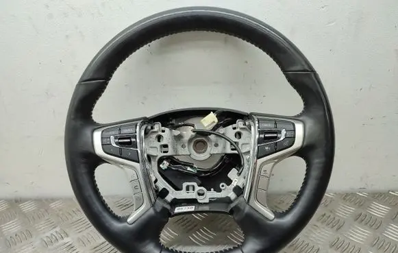 Mitsubishi Outlander Steering wheel