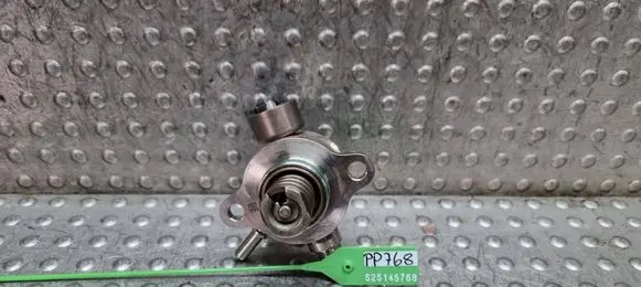 Volkswagen Polo VI In-tank fuel pump S25145768 05E127027A