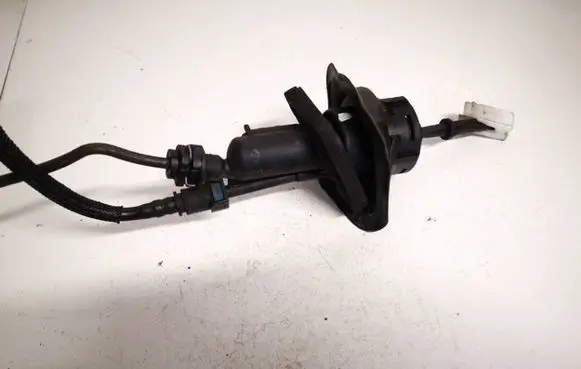 Mazda 3 I Clutch master cylinder 3m517a543ae 3m51-7a543-ae