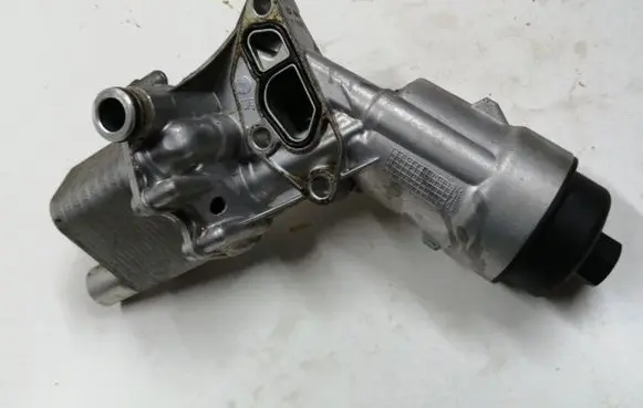 Opel Mokka Oil filter mounting bracket 55565388