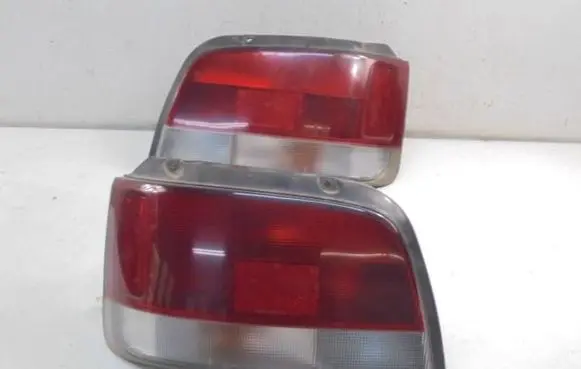 Suzuki Baleno EG Rear/tail lights 220-32018