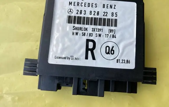 Mercedes-Benz C W203 Door control unit/module A2038202285 3X1391