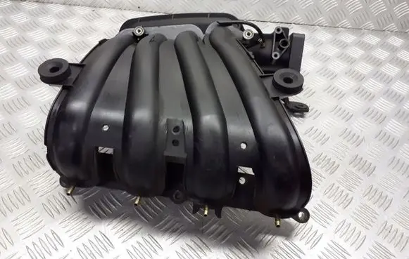 Nissan Tiida C11 Intake manifold