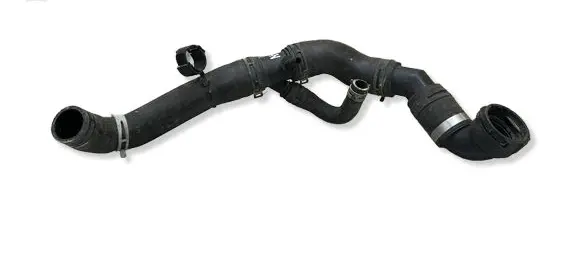 Land Rover Range Rover Sport L494 Engine coolant pipe/hose FPLA8286CA
