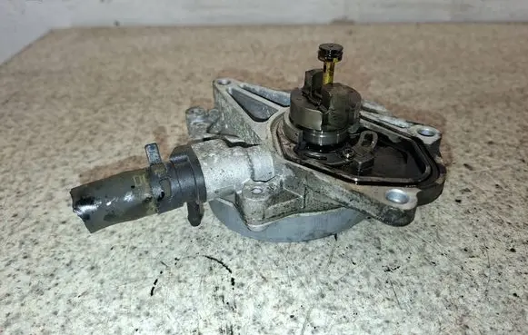 KIA Optima Vacuum pump 288102A500 14G04018561