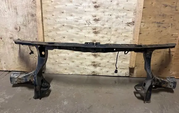Volkswagen Transporter - Caravelle T5 Radiator support slam panel 