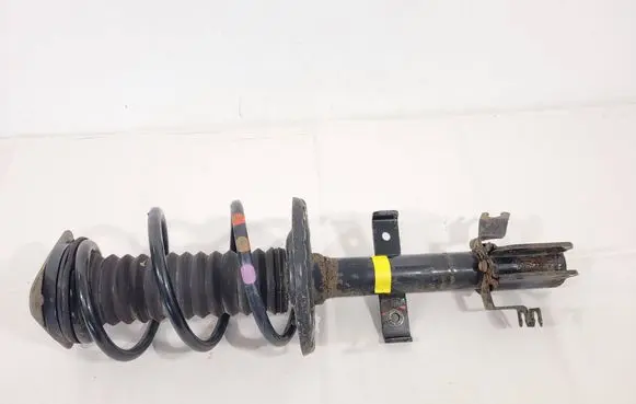 Renault Captur Front shock absorber with coil spring