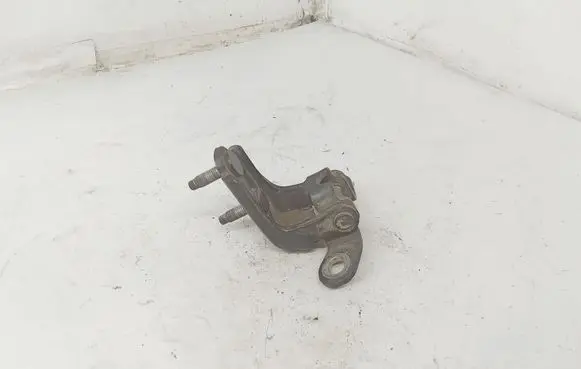 Honda FR-V Rear door lower hinge