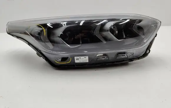 KIA Ceed Headlight/headlamp 92102J7500