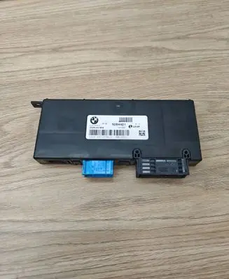 BMW 5 F10 F11 Gateway control module 9284421 121231