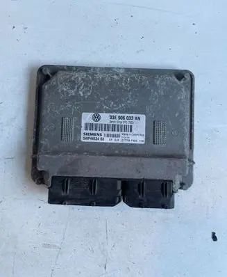 Skoda Fabia Mk1 (6Y) Other control units/modules 03E906033AN 5WP4423403