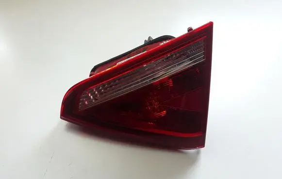 Audi A5 8T 8F Tailgate rear/tail lights 8T0945094