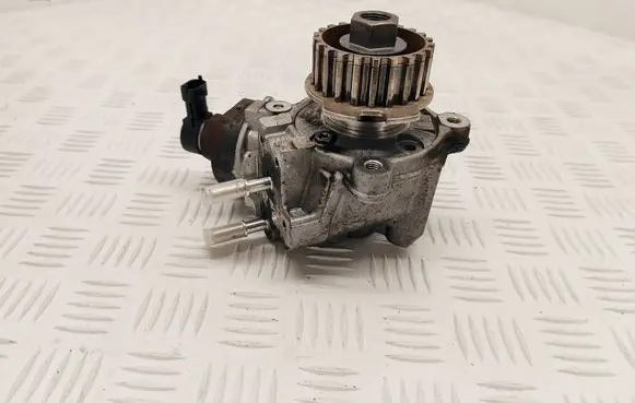 Citroen C3 Aircross Fuel injection high pressure pump 9817903080 0445010761