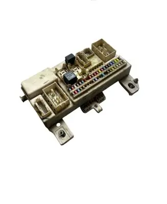 Volvo S40 Fuse module 8690719