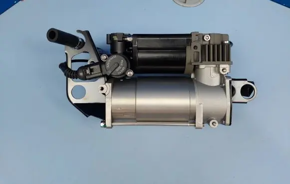 Porsche Cayenne (9PA) Air suspension compressor/pump 7L0616007A 7L8616006 7L0698007