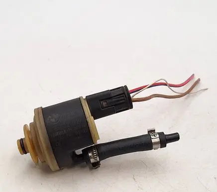 BMW 5 F10 F11 Fuel filter heater 8572519 13328572519 13328517897