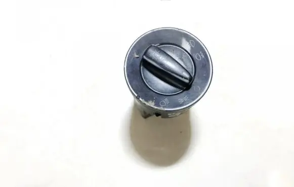 Volkswagen Golf IV Light switch 1c0941531a