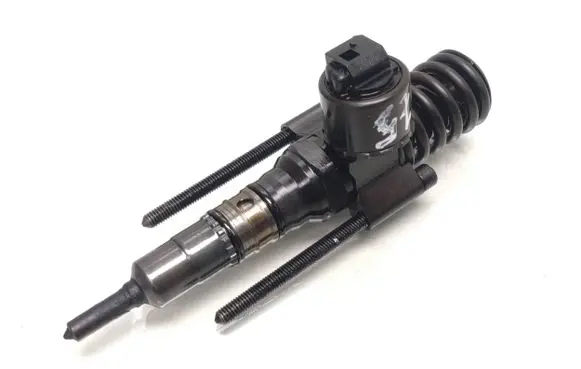 Audi A6 S6 C6 4F Fuel injector 03G130073G 0414720404