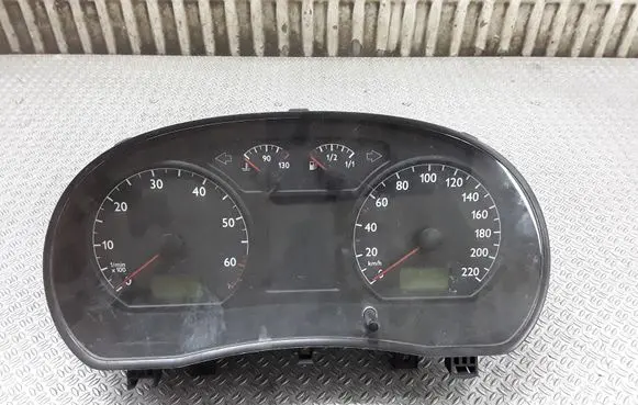 Volkswagen Polo Speedometer (instrument cluster) 6Q0920800P
