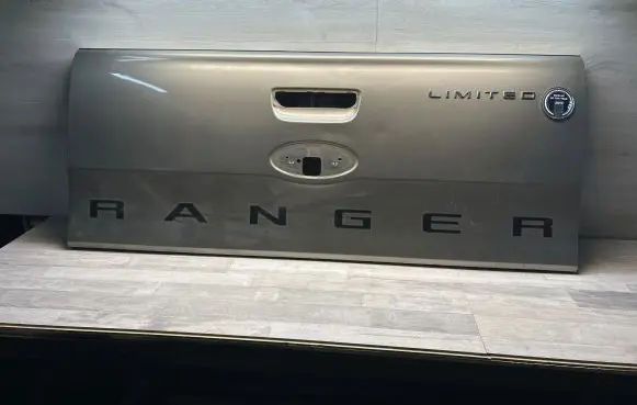 Ford Ranger Pick-up truck tonneau cover 