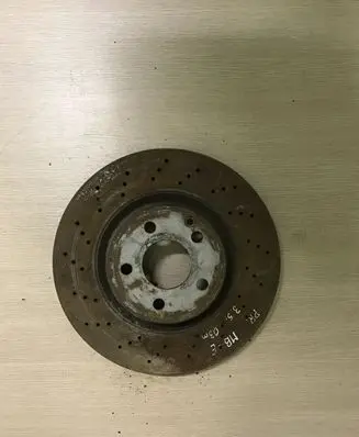 Mercedes-Benz E W211 Front brake disc