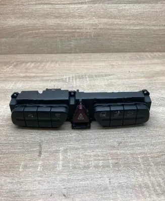 Mercedes-Benz C W203 Hazard light switch 2038215158