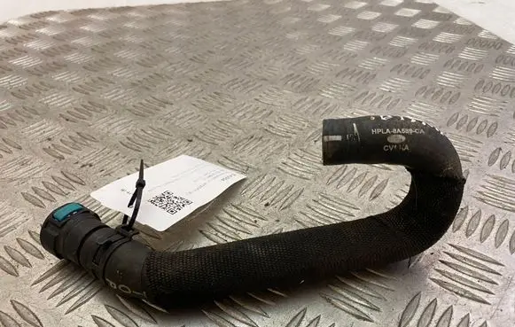 Land Rover Discovery 5 Engine coolant pipe/hose HPLA8A589CA