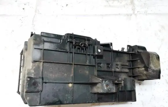 Opel Vectra C Battery box tray 24413805