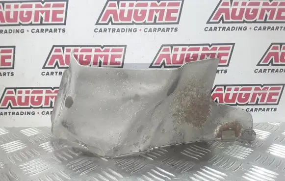 Mercedes-Benz E W212 Heat shield in engine bay A2122400145