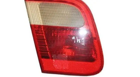 BMW 5 E39 Tailgate rear/tail lights 8364923 230511 105099