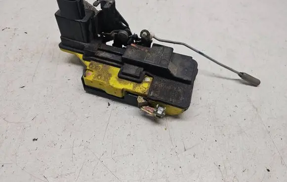 Volvo S80 Rear door lock 