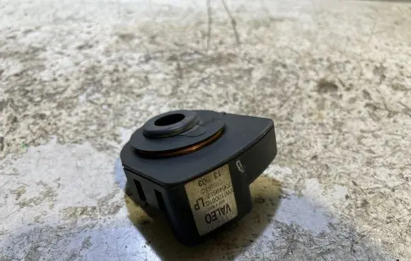 Land Rover Discovery Immobiliser reader (aerial) 73649612 160165 YW100010