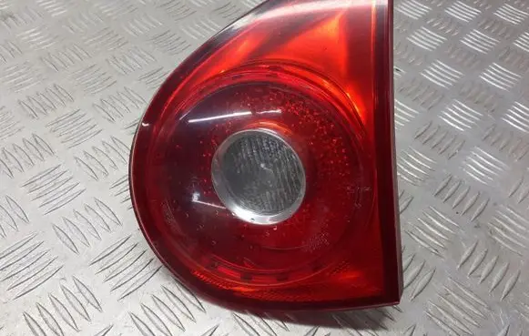 Volkswagen Golf V Rear/tail lights 1K6945108C