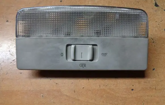 Volkswagen Caddy Front seat light 0887000