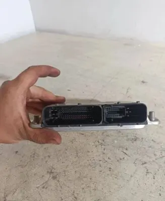 Skoda Fabia Mk1 (6Y) Engine control unit/module 038906019AF 28SA4562 0281010289