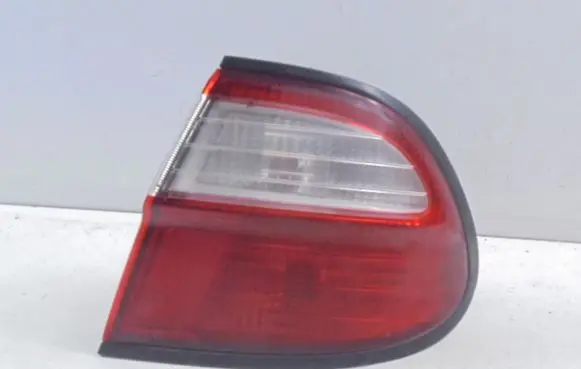 Nissan Almera Rear/tail lights 7434