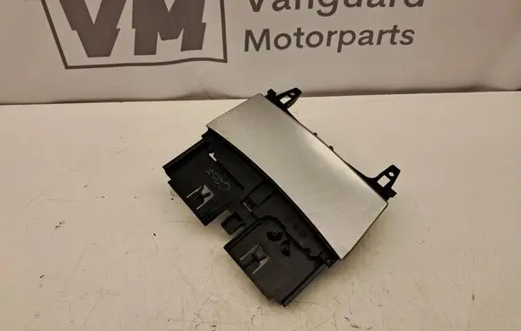 Car ashtray