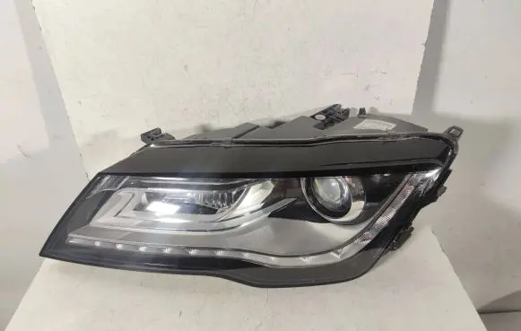 Audi A7 S7 4G Headlight/headlamp 4G8941003AD LE09A6199 0301258271