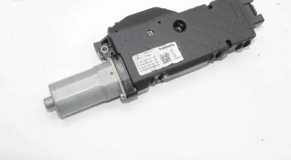 Mercedes-Benz EQB Sunroof motor/actuator A1679066407