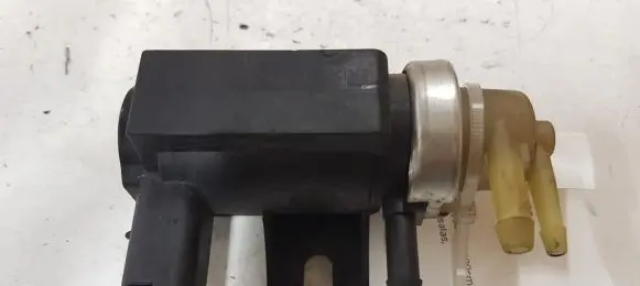 Peugeot 307 Turbo solenoid valve 70163300 9661960380