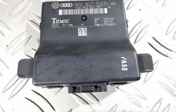 Audi A3 S3 8P Other control units/modules 1K0907530D 1K0907951 0325
