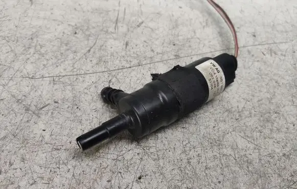Audi A6 S6 C6 4F Headlight washer pump 3B7955681